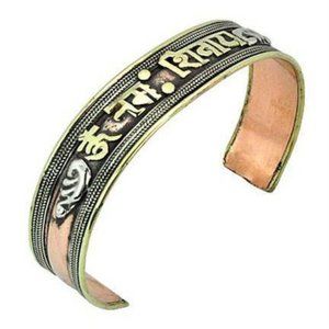 Om Shivaya Tibetan Copper Bracelet - Rad Hippie Shop
